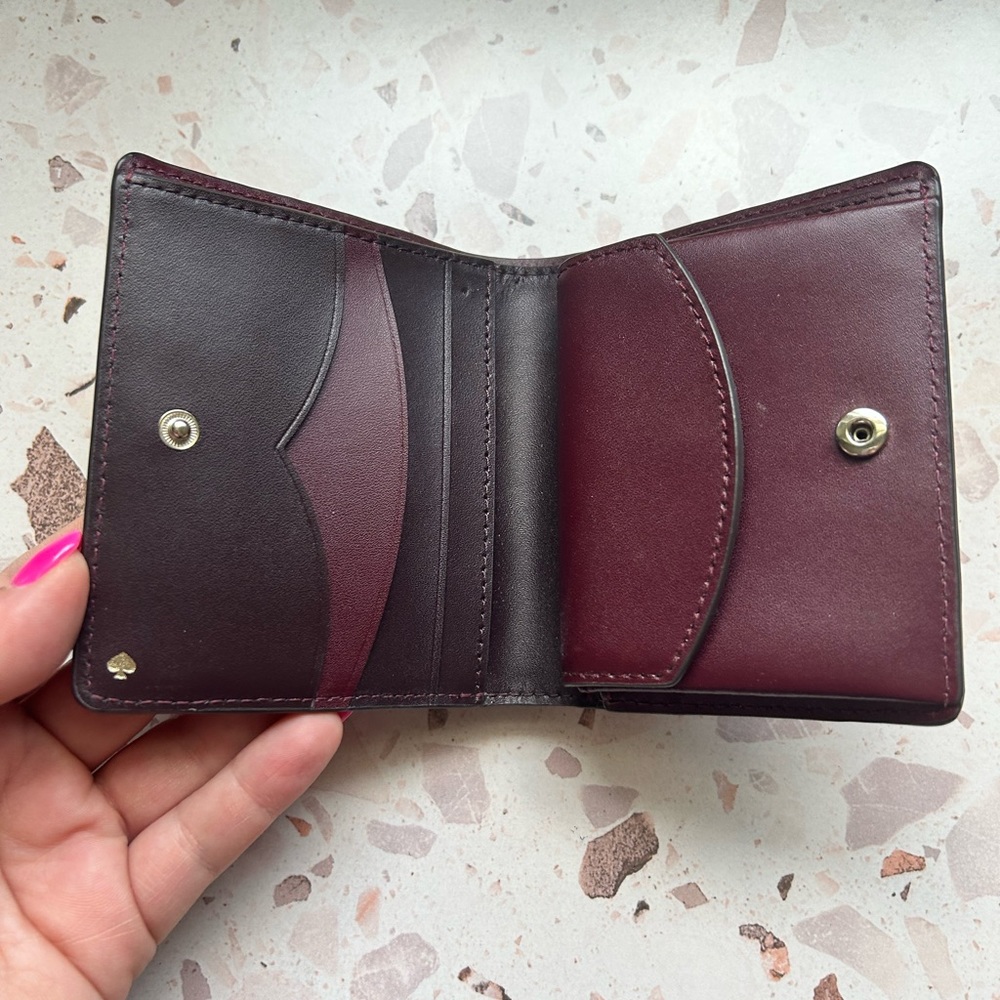 Mini Kate spade wallet - Picture 2 of 3